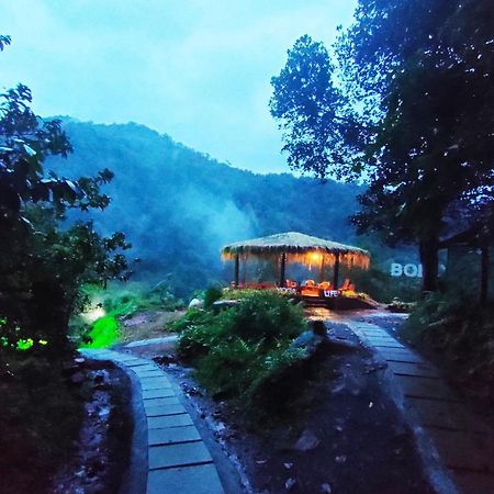 Holistic Stay Eco-Resort & Ayurvedic Retreat Paithalmala Esterno foto