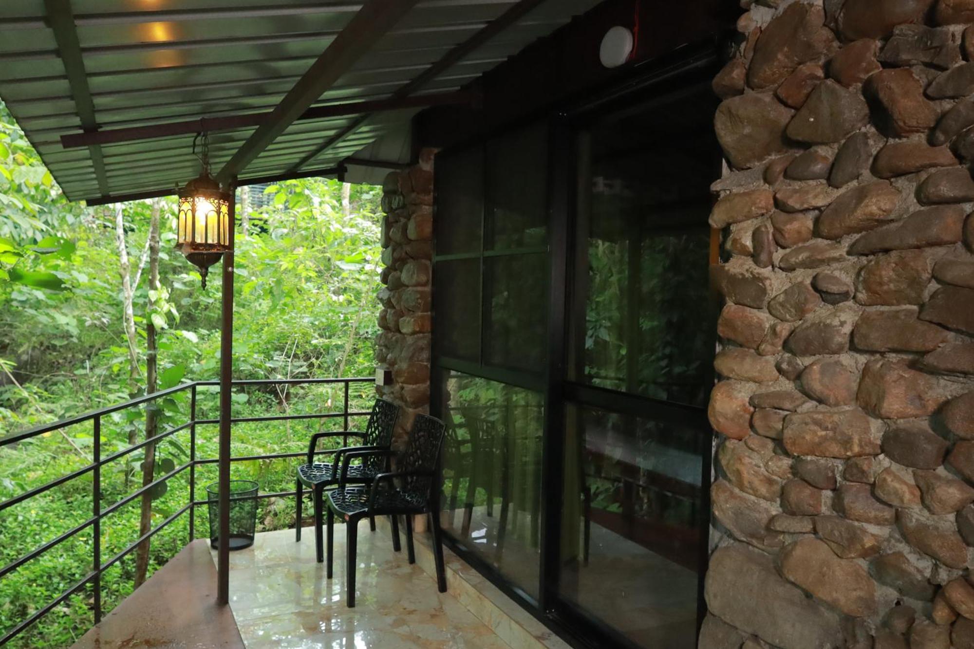 Holistic Stay Eco-Resort & Ayurvedic Retreat Paithalmala Esterno foto