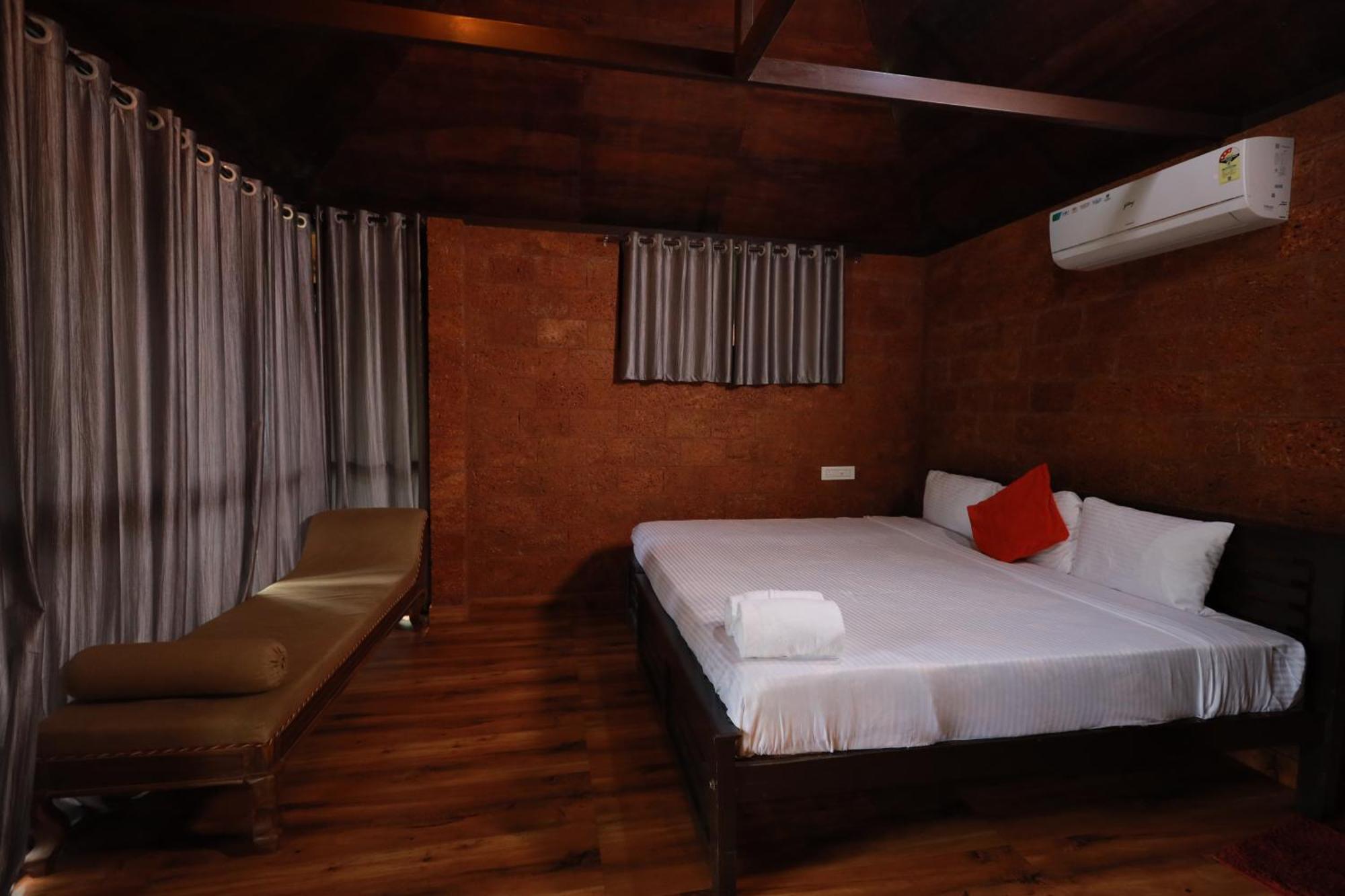 Holistic Stay Eco-Resort & Ayurvedic Retreat Paithalmala Esterno foto