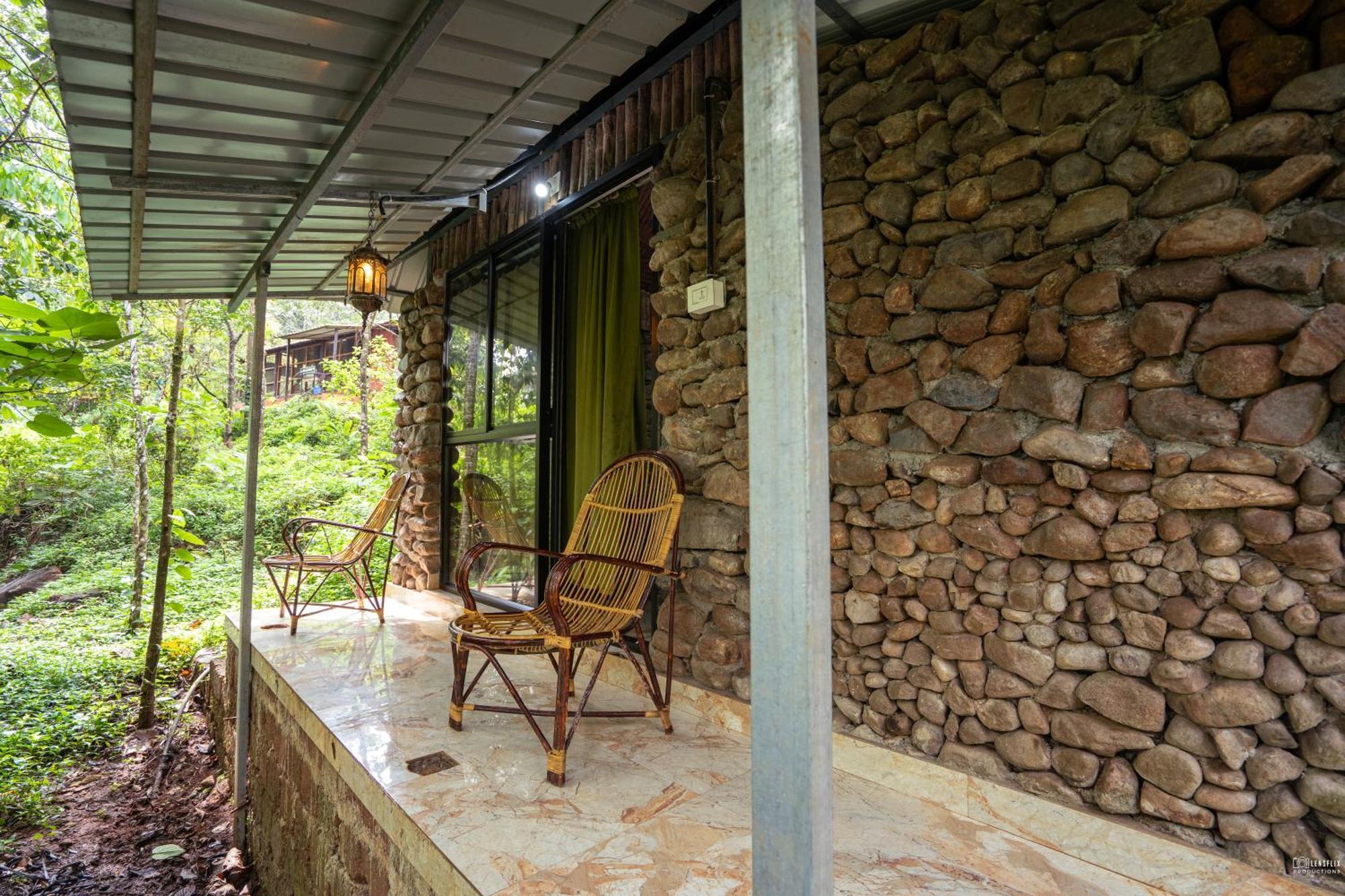 Holistic Stay Eco-Resort & Ayurvedic Retreat Paithalmala Esterno foto