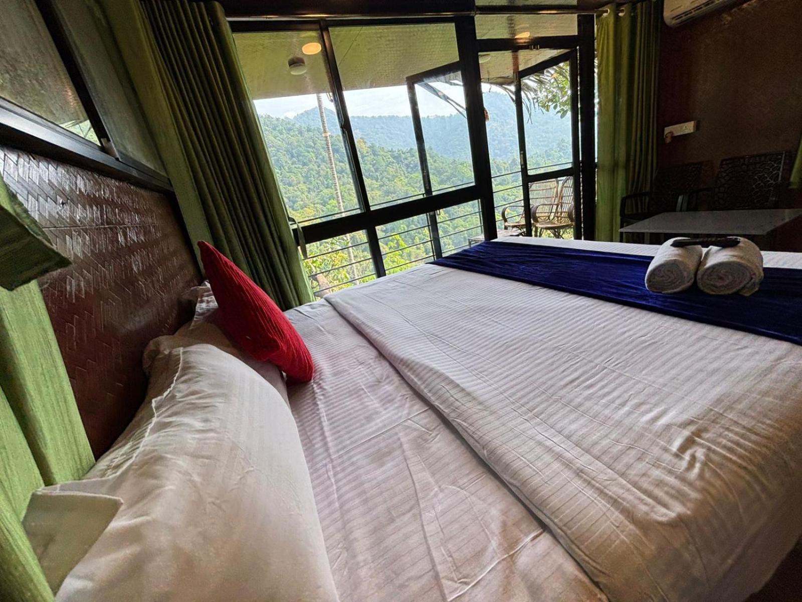 Holistic Stay Eco-Resort & Ayurvedic Retreat Paithalmala Esterno foto