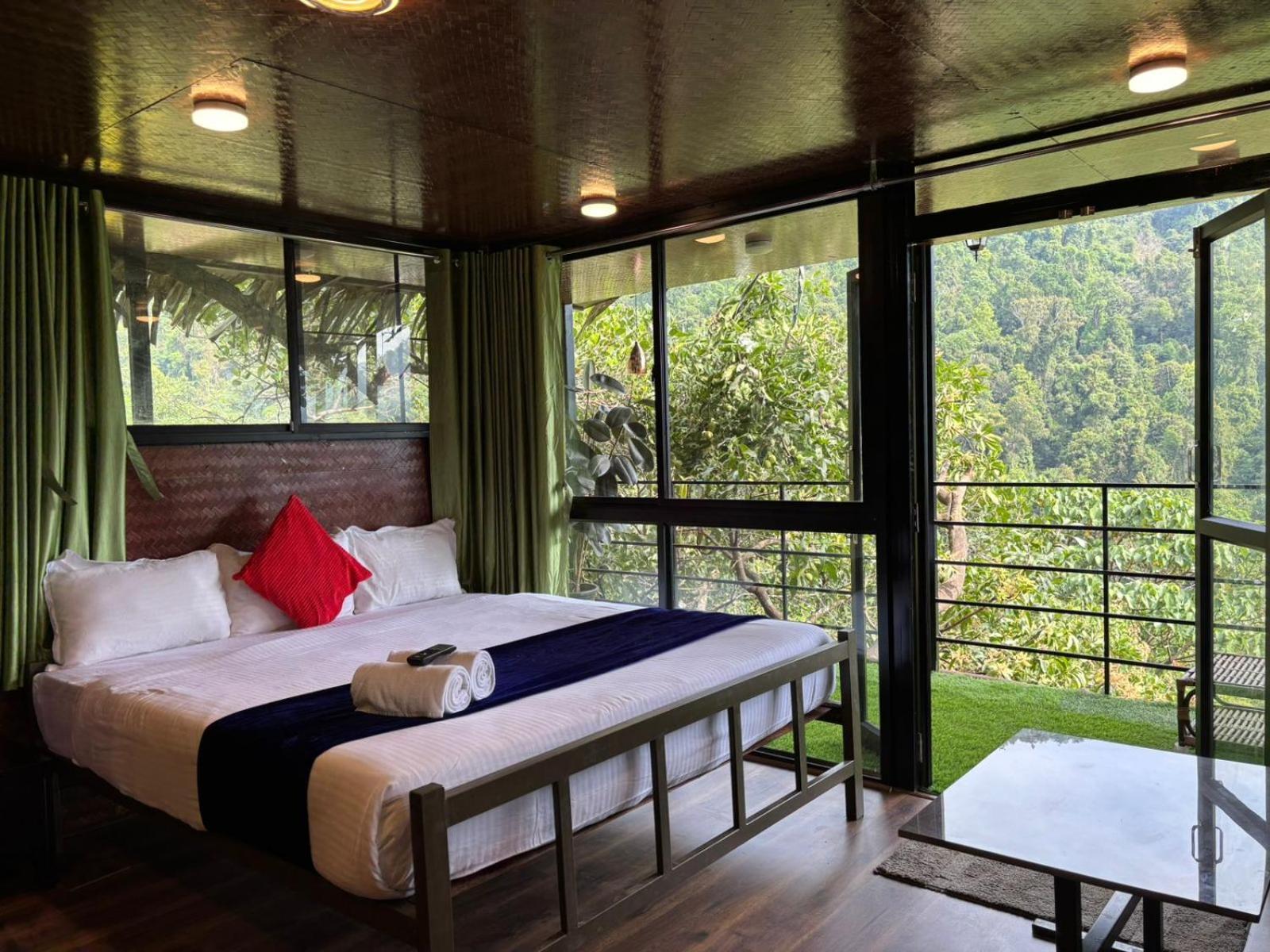 Holistic Stay Eco-Resort & Ayurvedic Retreat Paithalmala Esterno foto
