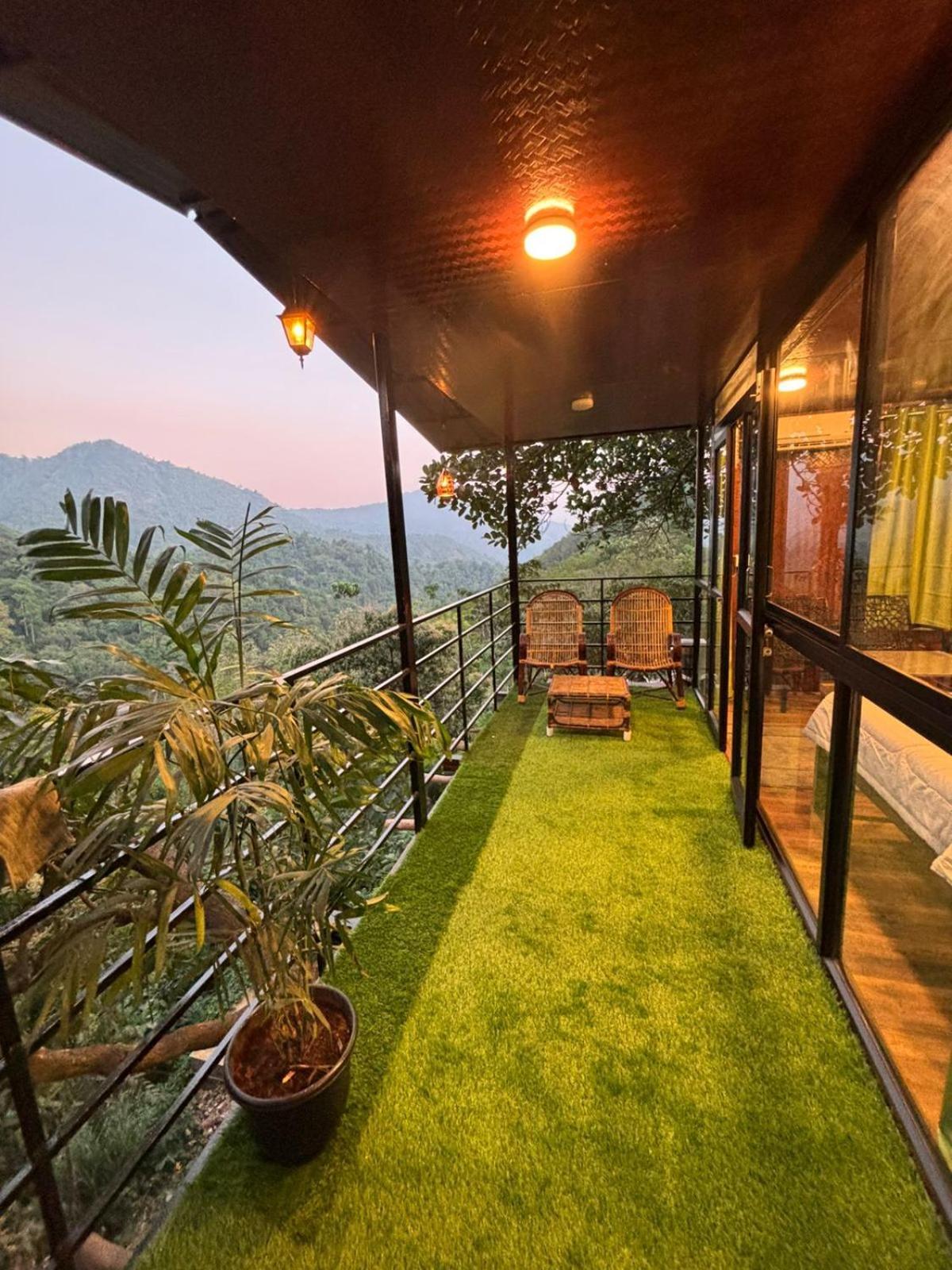Holistic Stay Eco-Resort & Ayurvedic Retreat Paithalmala Esterno foto